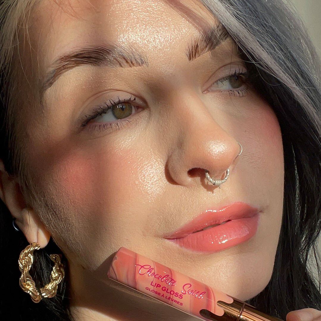 I Heart Revolution Soft Swirl Gloss Chocolate Lip Toffee Crunch